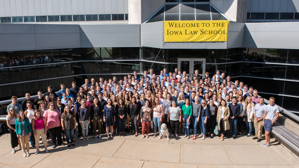 Class of 2022 orientation photo outside of BLB on a sunny day.