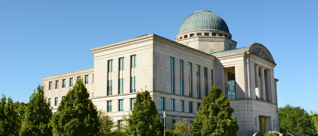 Iowa Supreme Court building in Des Moines, IA